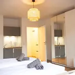 Holideis Koeln Center Studio-Apartment